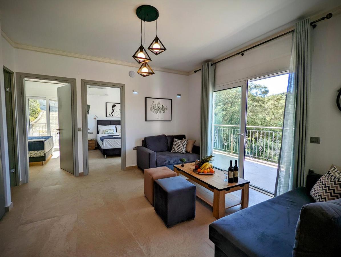 Natura Luxury Suites بارغا المظهر الخارجي الصورة