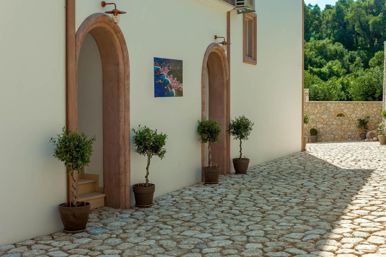Natura Luxury Suites بارغا المظهر الخارجي الصورة