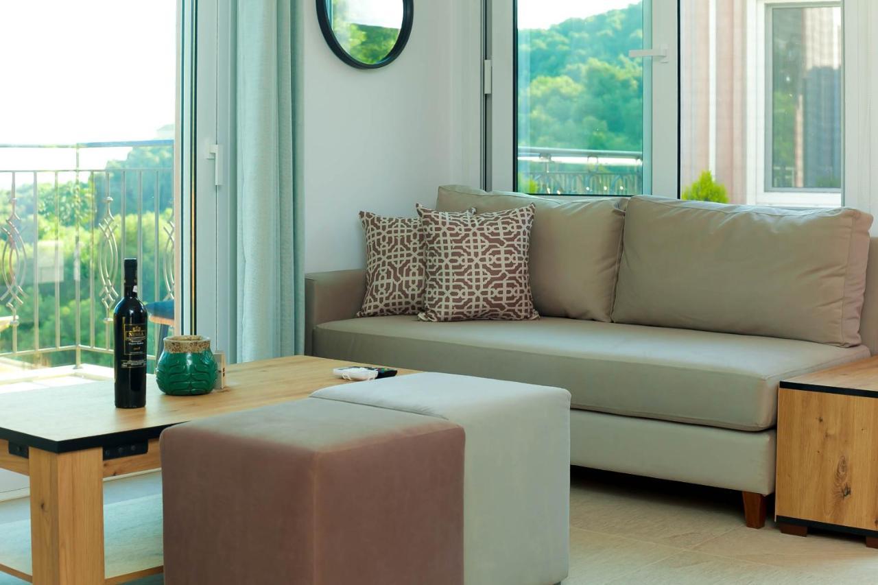 Natura Luxury Suites بارغا المظهر الخارجي الصورة