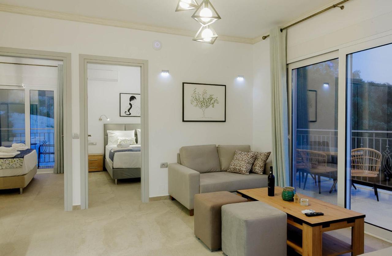 Natura Luxury Suites بارغا المظهر الخارجي الصورة