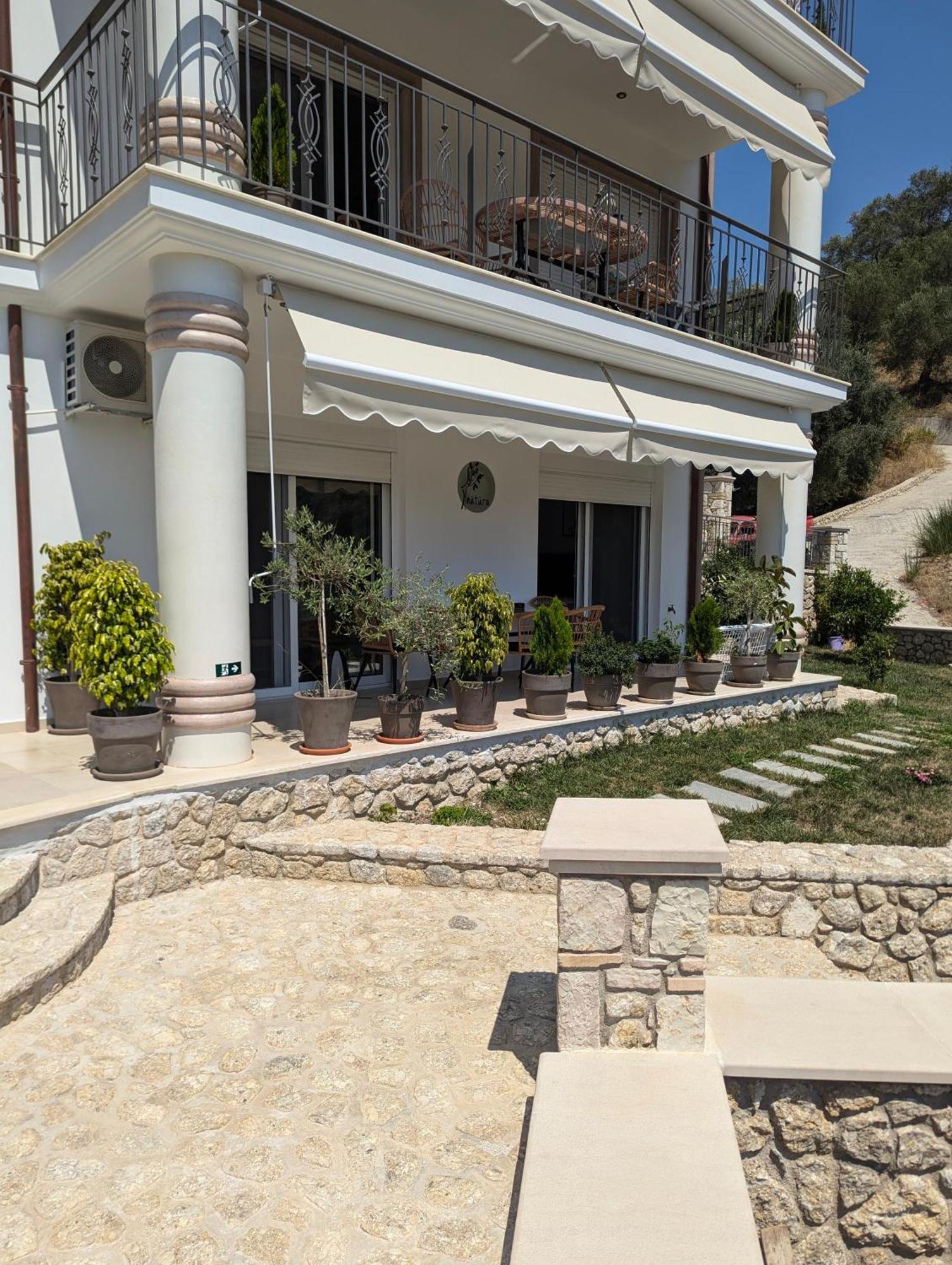 Natura Luxury Suites بارغا المظهر الخارجي الصورة